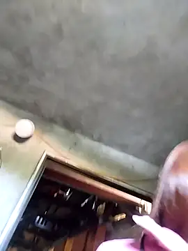 Snapshot of Yiyoongg chatting on April 8, 2026, 1:16 am Yiyoongg online show from April 8, 2026, 1:16 am