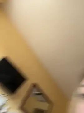 secretdoll00 online show from February 16, 2026, 9:05 am