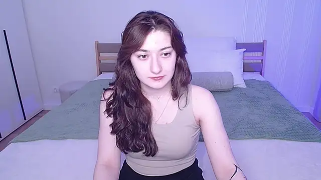 RosieGloom online show from March 30, 2026, 6:53 pm