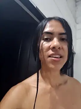 Snapshot of Alannys19 chatting on February 12, 2026, 3:34 am Alannys19 online show from February 12, 2026, 3:34 am