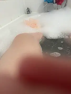 Piper Milf 36 online show from February 23, 2026, 4:04 pm