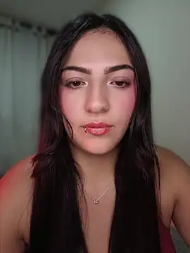 Snapshot of Alessia_fiore333 chatting on April 21, 2026, 1:42 am Alessia fiore333 online show from April 21, 2026, 1:42 am