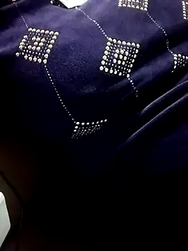 Simran 008 online show from February 17, 2026, 9:43 pm