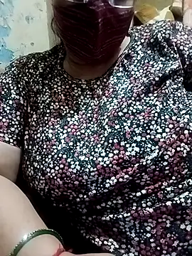 Snapshot of Simran_008 chatting on March 8, 2026, 3:49 pm Simran 008 online show from March 8, 2026, 3:49 pm