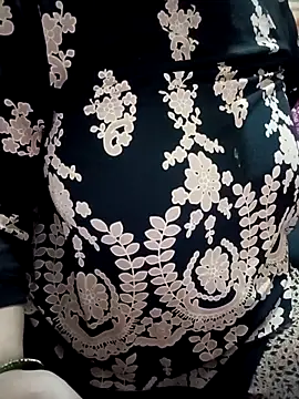 Snapshot of Simran_008 chatting on March 18, 2026, 11:02 am Simran 008 online show from March 18, 2026, 11:02 am