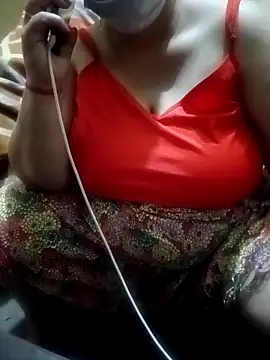 Snapshot of Simran_008 chatting on March 28, 2026, 4:39 pm Simran 008 online show from March 28, 2026, 4:39 pm