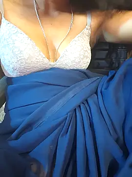 Snapshot of manu_sexy_ chatting on February 15, 2026, 11:12 pm manu sexy online show from February 15, 2026, 11:12 pm