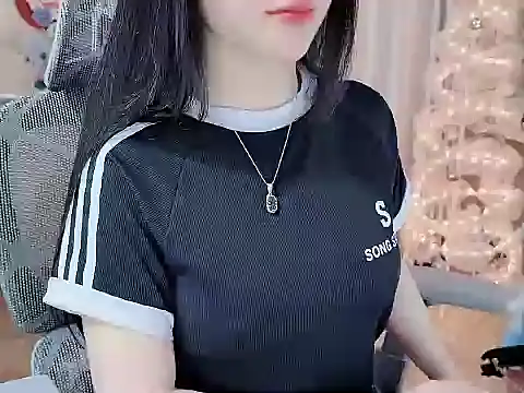 Snapshot of Agnelyn___ chatting on May 31, 2026, 1:47 am Agnelyn online show from May 31, 2026, 1:47 am