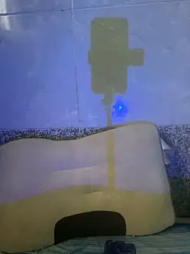 Nixie-Nixie online show from June 20, 2026, 6:38 am