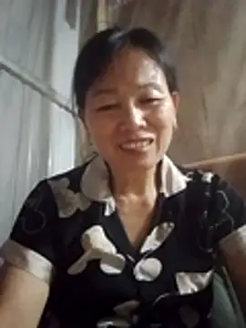 Snapshot of Kiss_love2 chatting on July 11, 2026, 1:25 pm Kiss love2 online show from July 11, 2026, 1:25 pm