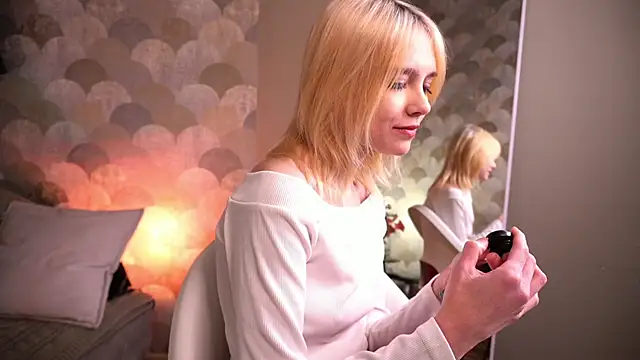 wow angel online show from February 20, 2026, 5:48 am