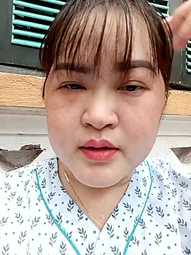 Snapshot of Kee-kimlee chatting on May 11, 2026, 9:26 am Kee-kimlee online show from May 11, 2026, 9:26 am