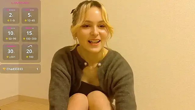 Snapshot of e_ri_ka93 chatting on February 20, 2026, 9:32 am e ri ka93 online show from February 20, 2026, 9:32 am