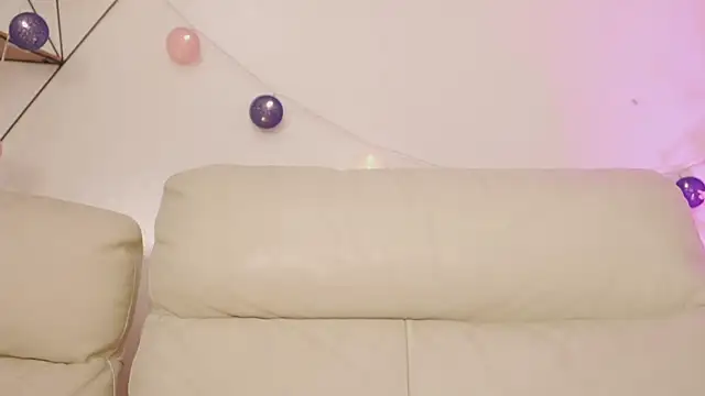 Shopie Colucci online show from February 21, 2026, 10:49 am