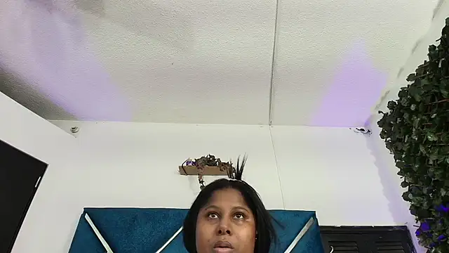 Snapshot of AlexaRousse4u chatting on June 24, 2026, 11:04 pm AlexaRousse4u online show from June 24, 2026, 11:04 pm