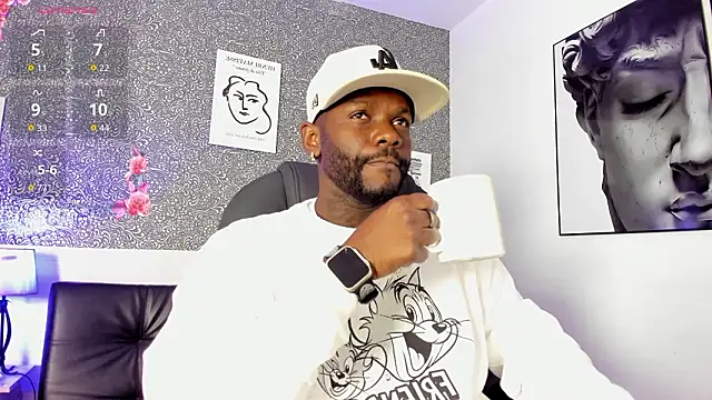 Mark Vega online show from March 29, 2026, 2:44 am