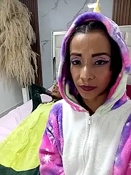 Max and anny online show from April 2, 2026, 3:37 am