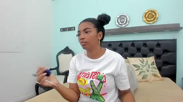 Snapshot of Sexy_ebony_1 chatting on March 11, 2026, 11:27 am Sexy ebony 1 online show from March 11, 2026, 11:27 am