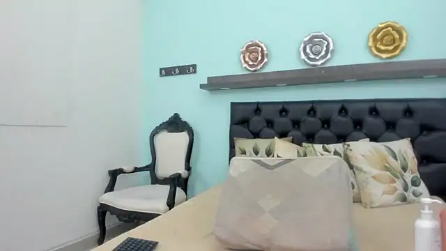 Snapshot of Sexy_ebony_1 chatting on March 18, 2026, 11:13 am Sexy ebony 1 online show from March 18, 2026, 11:13 am