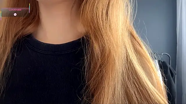 Snapshot of TaliaOgwynn chatting on March 1, 2026, 9:11 am TaliaOgwynn online show from March 1, 2026, 9:11 am