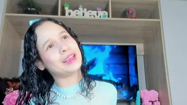 catalina santana4 online show from March 7, 2026, 11:46 pm