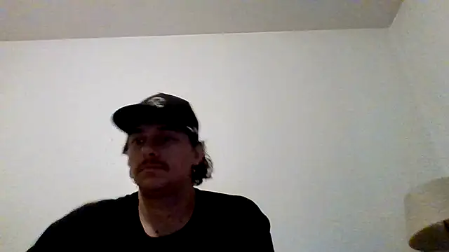 Snapshot of Tallhungandcloudy chatting on February 17, 2026, 7:27 am Tallhungandcloudy online show from February 17, 2026, 7:27 am