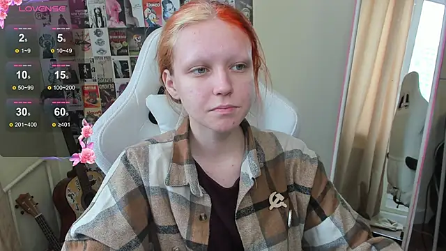 NikolFlostt online show from April 16, 2026, 1:06 am