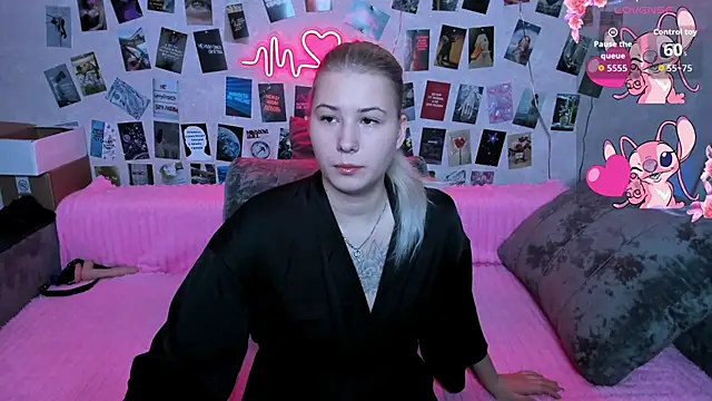 x Ulya1cutex online show from March 19, 2026, 5:06 pm