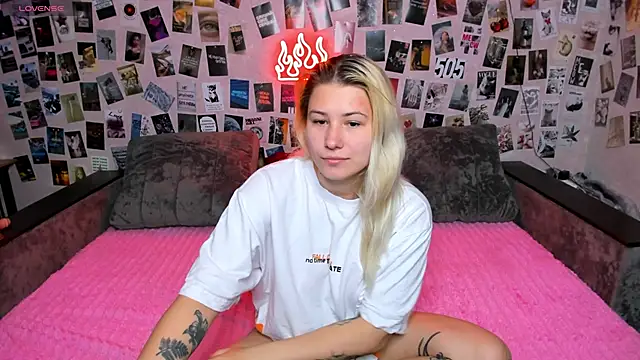 x Ulya1cutex online show from June 12, 2026, 6:07 pm