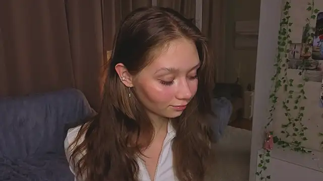 HolliBillig online show from February 13, 2026, 7:21 pm