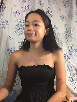Snapshot of Asianpinay_Skinny1818 chatting on July 12, 2026, 11:18 pm Asianpinay Skinny1818 online show from July 12, 2026, 11:18 pm