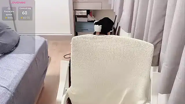 tw yaya520 online show from February 22, 2026, 1:20 pm