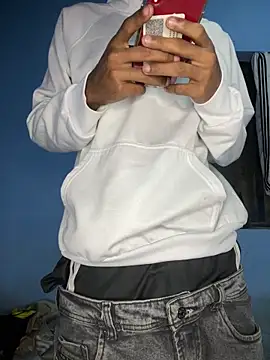 mondacuo3000 online show from March 7, 2026, 9:17 am