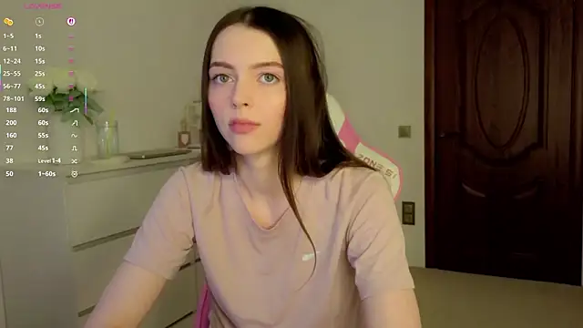 Snapshot of LizaRise chatting on February 11, 2026, 12:10 pm LizaRise online show from February 11, 2026, 12:10 pm