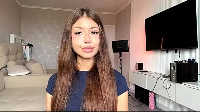 Snapshot of You_Club_Winx chatting on June 28, 2026, 8:20 am You Club Winx online show from June 28, 2026, 8:20 am