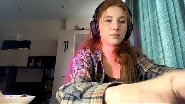 AliceCarrol online show from February 21, 2026, 11:55 am