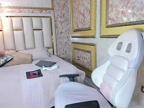 Snapshot of Veronica_hottie chatting on March 16, 2026, 10:03 pm Veronica hottie online show from March 16, 2026, 10:03 pm