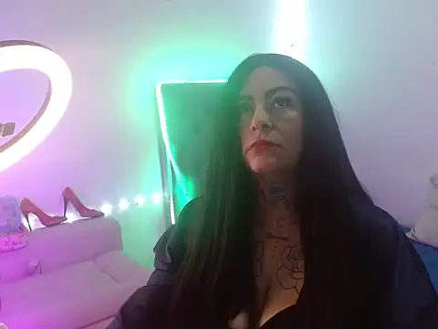 mia vantt online show from March 22, 2026, 1:03 pm