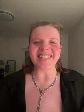 Snapshot of Laura-Loveyou chatting on March 28, 2026, 6:07 pm Laura-Loveyou online show from March 28, 2026, 6:07 pm