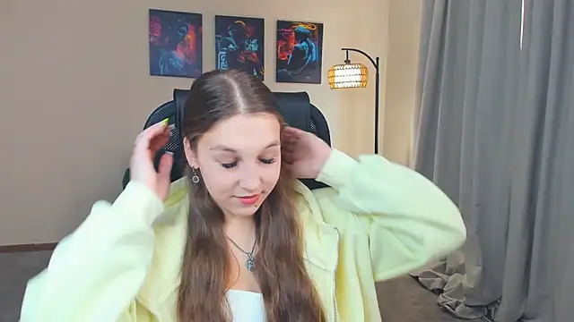 Snapshot of LavetaOas chatting on February 18, 2026, 8:43 am LavetaOas online show from February 18, 2026, 8:43 am