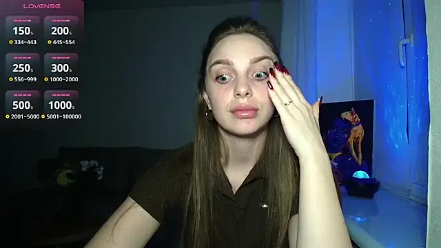  julia wonderful  online show from February 28, 2026, 9:38 pm