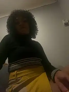 Snapshot of SexyScarlet22 chatting on March 1, 2026, 9:28 pm SexyScarlet22 online show from March 1, 2026, 9:28 pm