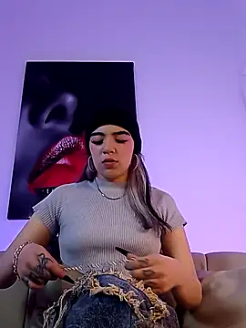 Meivis     online show from April 1, 2026, 7:11 pm