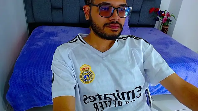 J black  online show from February 21, 2026, 8:54 pm