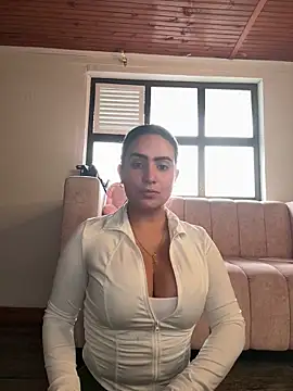 Miilana  online show from March 17, 2026, 8:56 pm