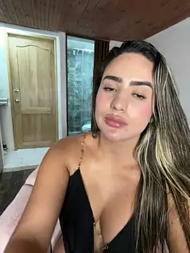 Miilana  online show from May 16, 2026, 12:18 am
