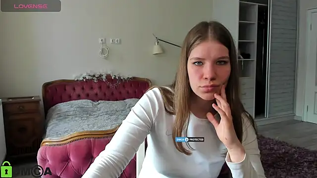 Katty Bells online show from March 12, 2026, 2:56 pm