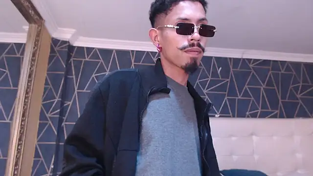 Snapshot of NoaahTylor chatting on February 25, 2026, 8:51 pm NoaahTylor online show from February 25, 2026, 8:51 pm