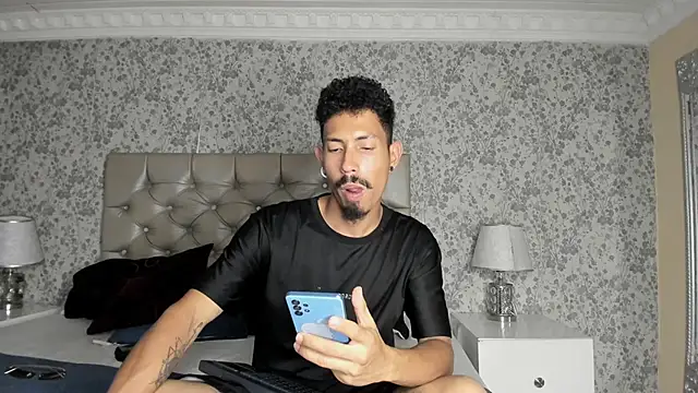 NoaahTylor online show from March 26, 2026, 8:03 pm