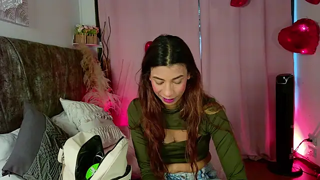 Snapshot of MelanyStone_ chatting on February 18, 2026, 12:12 pm MelanyStone online show from February 18, 2026, 12:12 pm